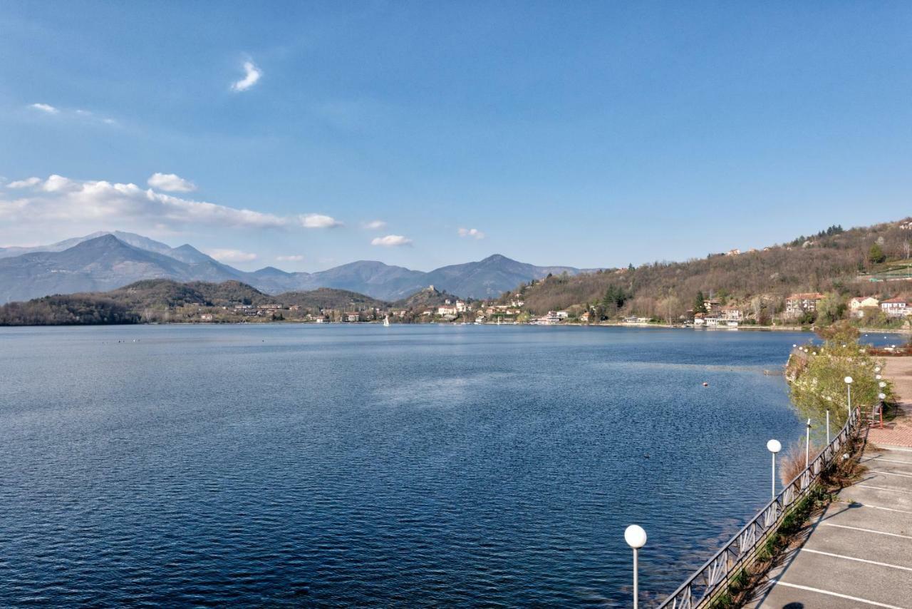 Double Room Lake View